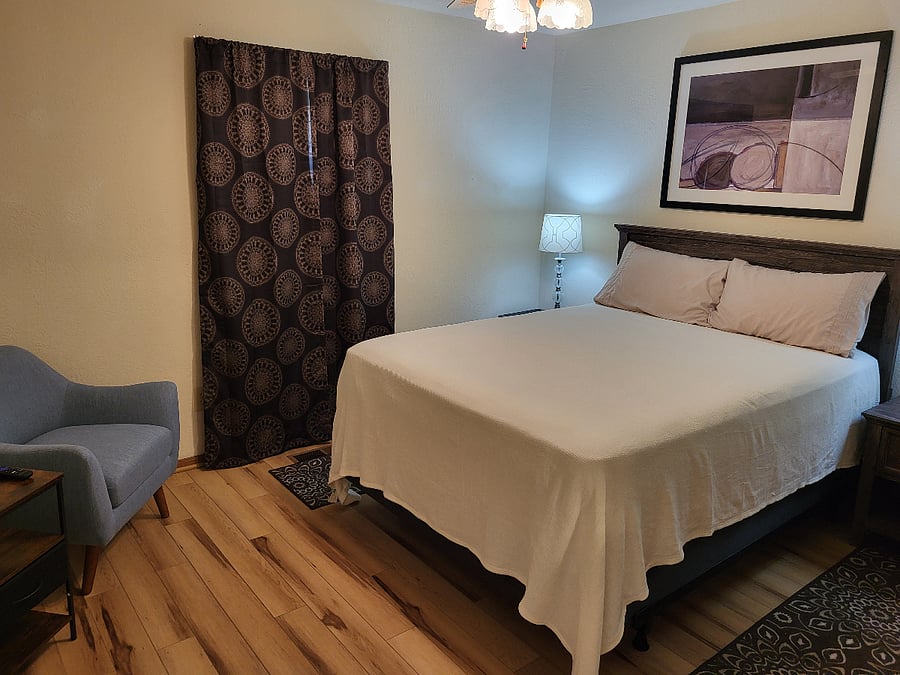 Furnished Finder property 860094_1 photo 15