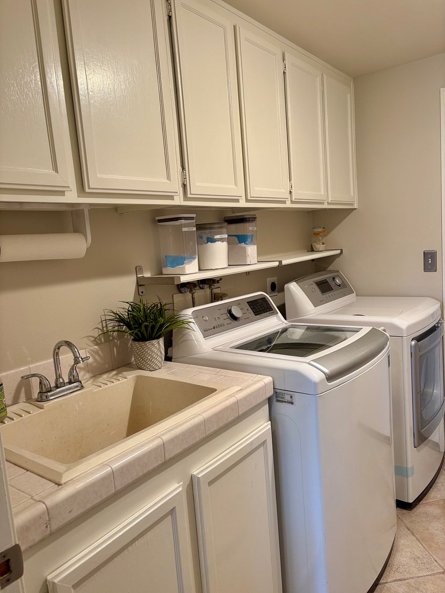 Furnished Finder property 860103_1 photo 25