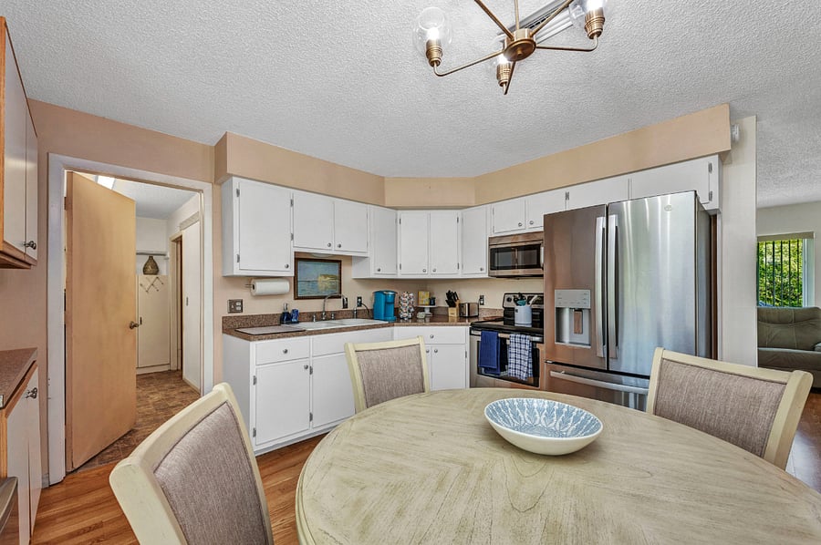 Furnished Finder property 860107_1 photo 16