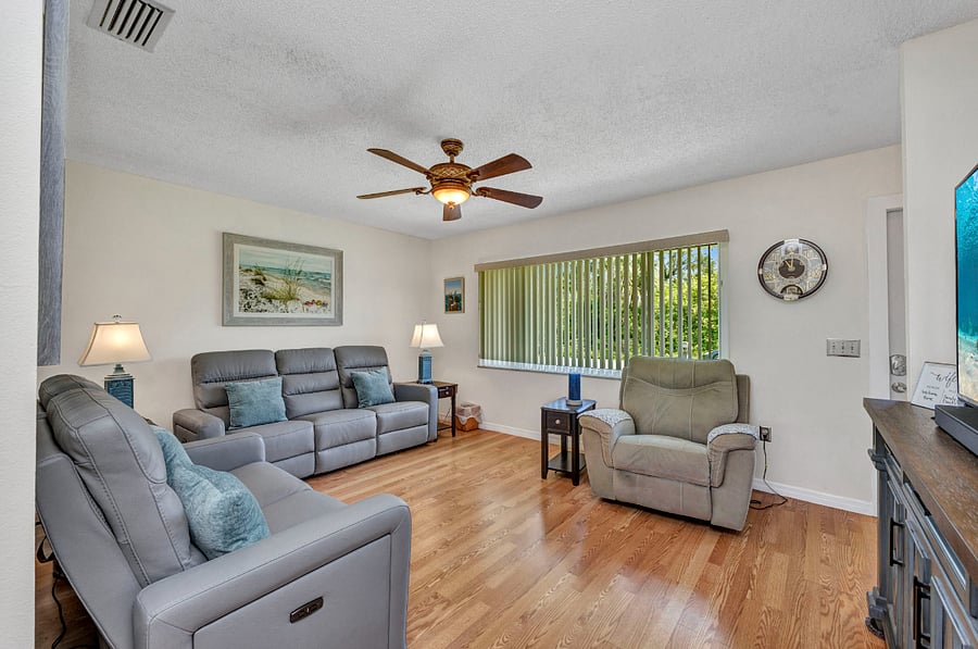 Furnished Finder property 860107_1 photo 12