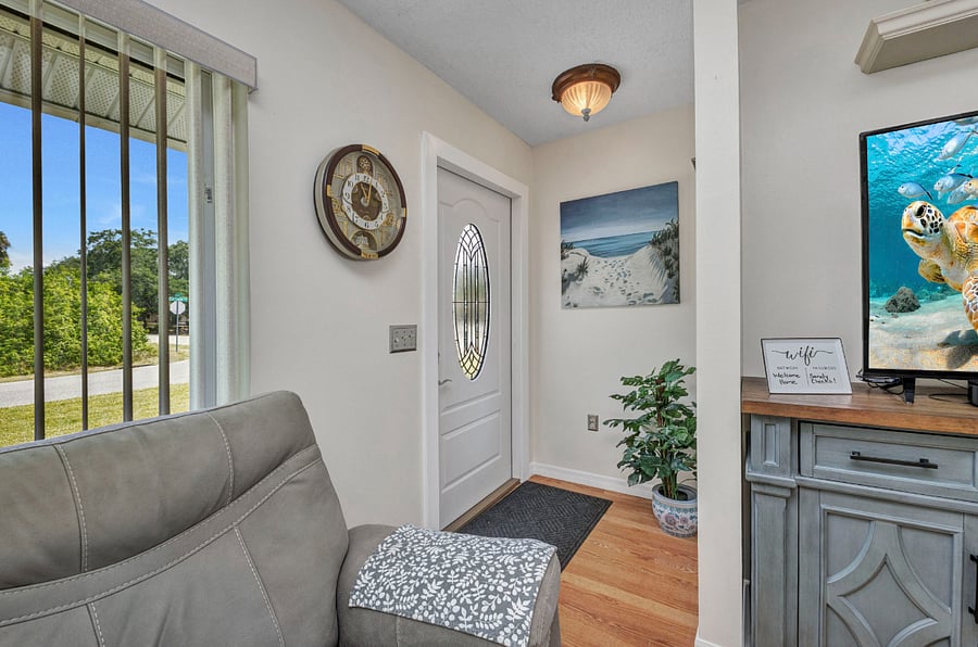 Furnished Finder property 860107_1 photo 10