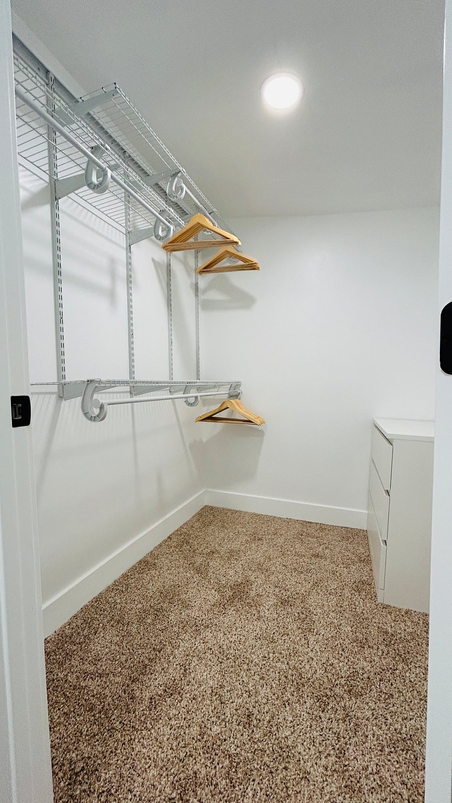 Furnished Finder property 860113_1 photo 17