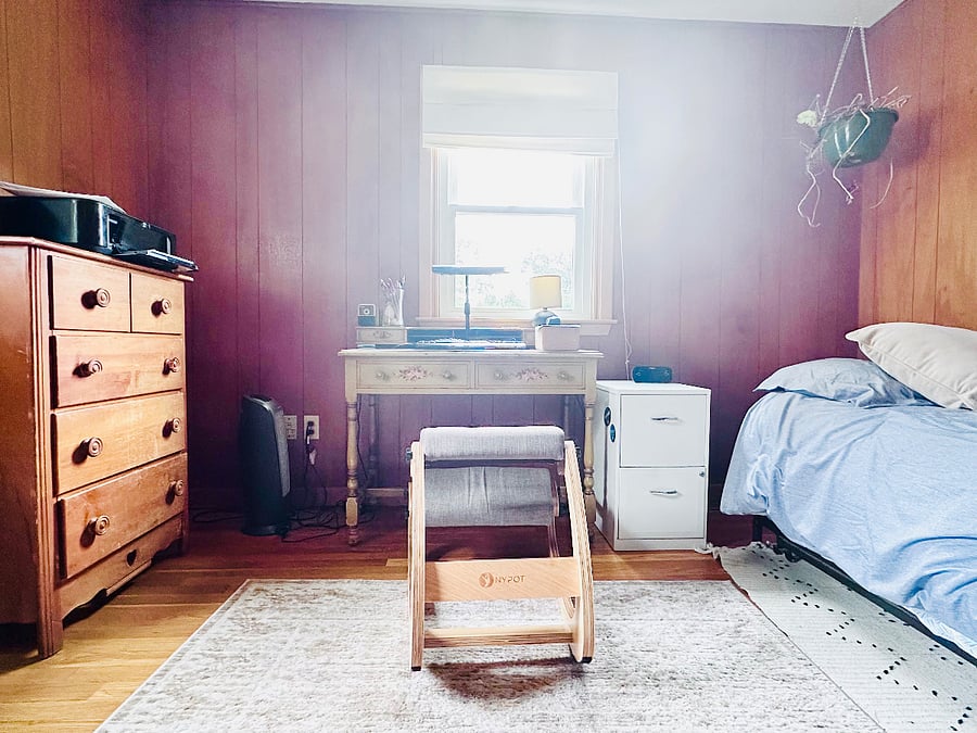 Settle in to get your work done while watching the birds and squirrels play outside. 