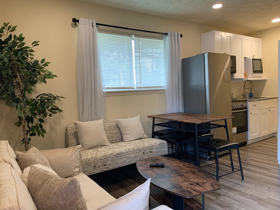 Furnished Finder property 860176_1 photo 1