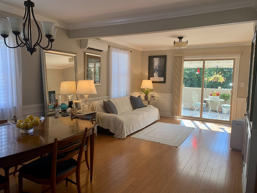 Dining room and Livingroom