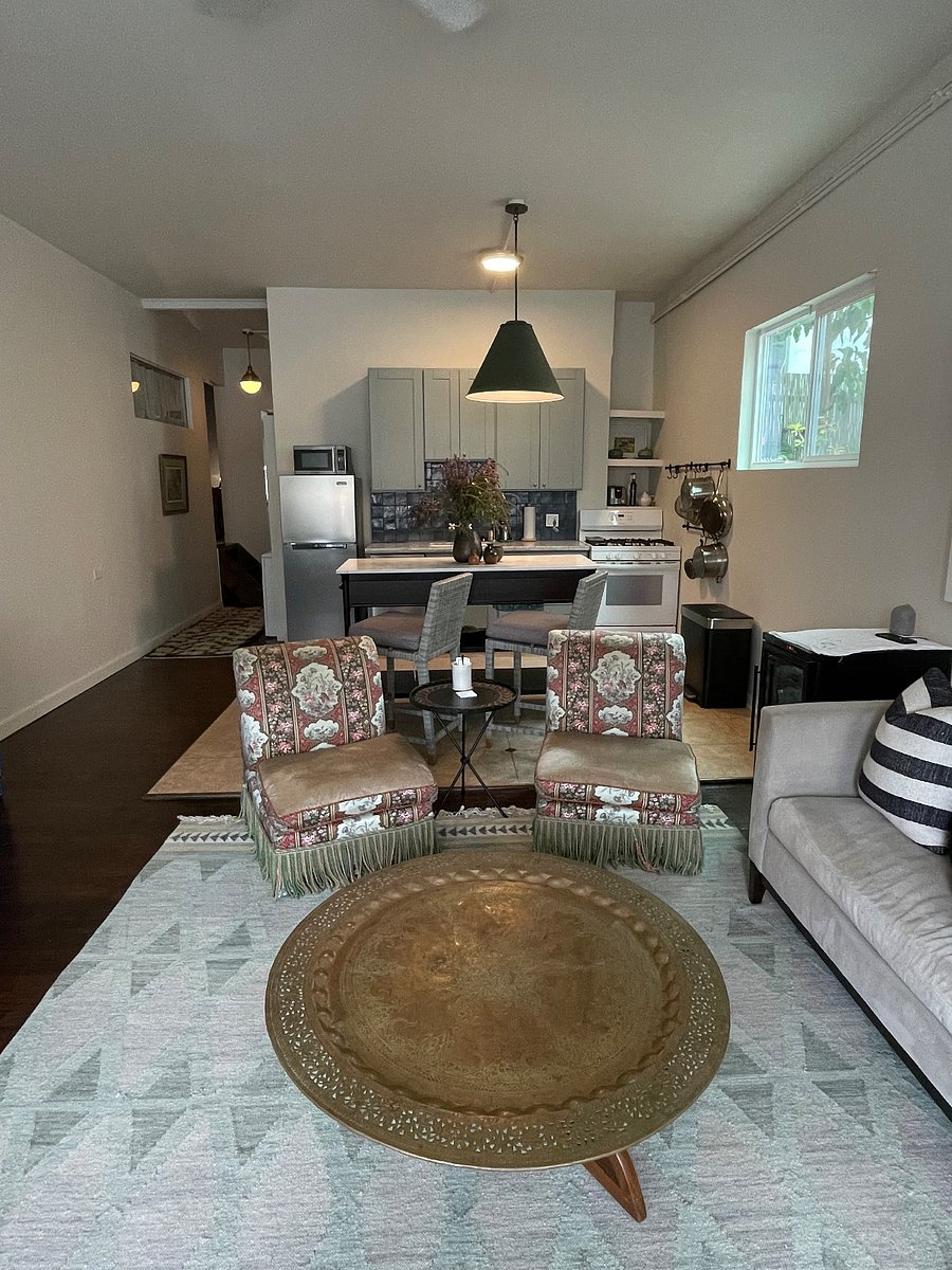 Furnished Finder property 860199_1 photo 5