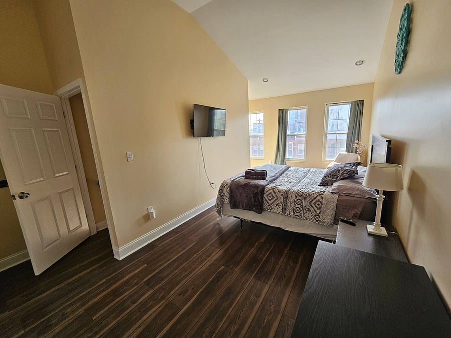 Furnished Finder property 860221_1 photo 5