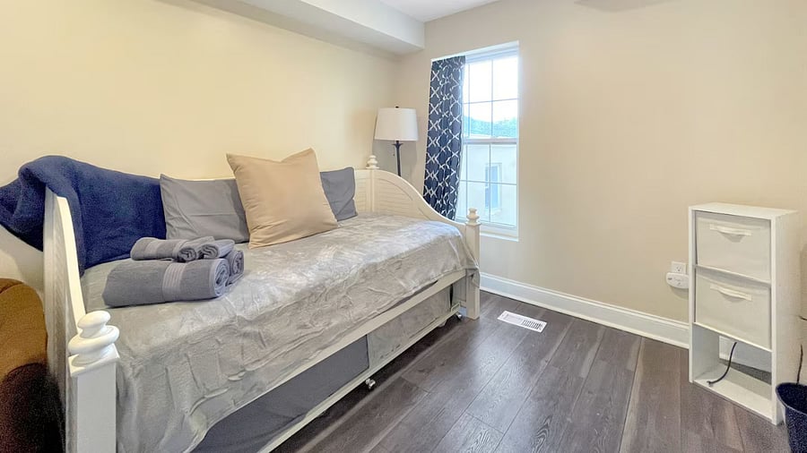 Furnished Finder property 860221_1 photo 25