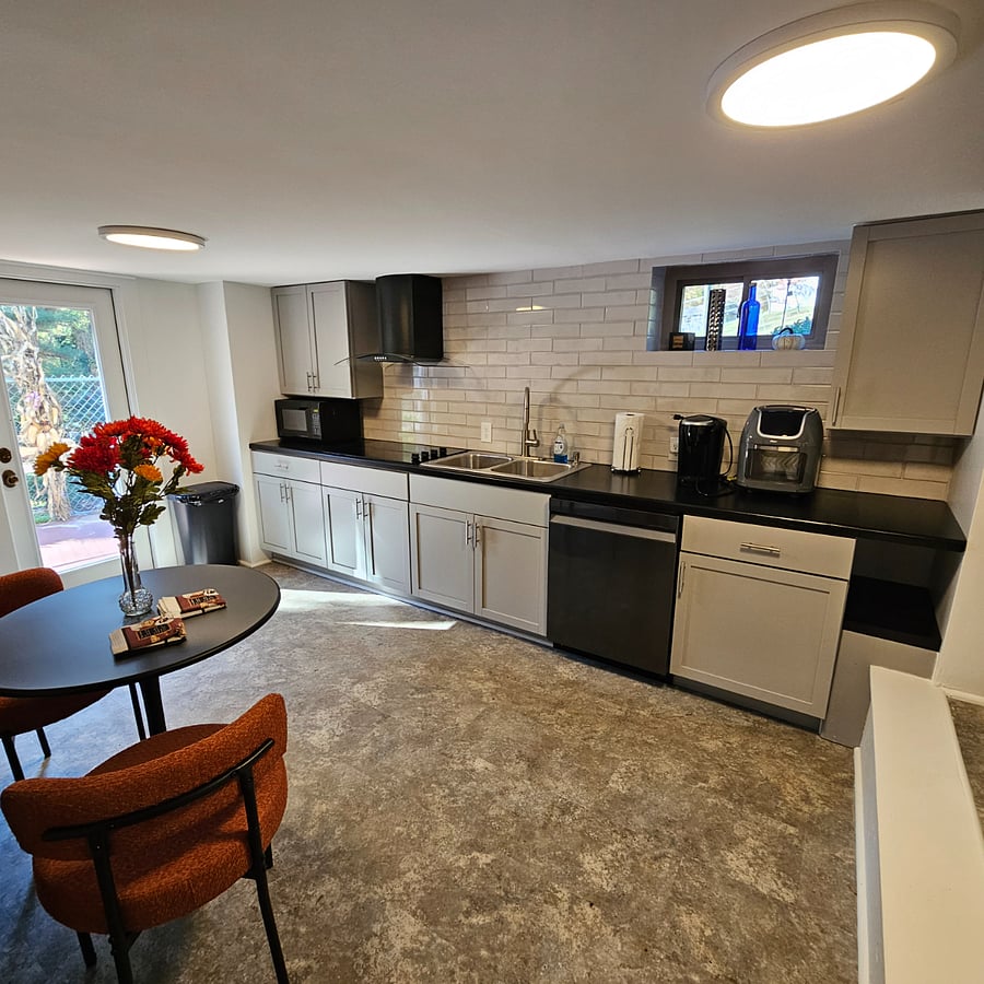 Furnished Finder property 860238_1 photo 6