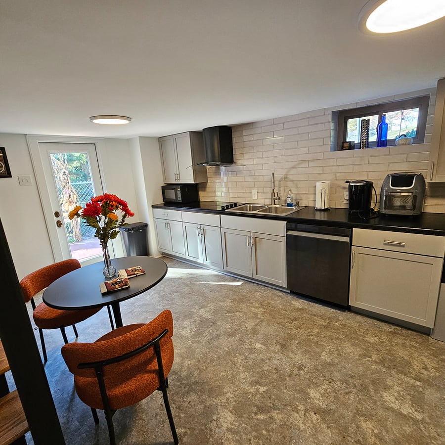 Furnished Finder property 860238_1 photo 19