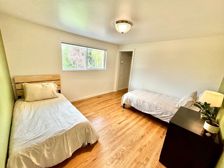 Furnished Finder property 860240_1 photo 17