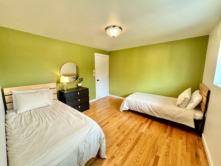 Furnished Finder property 860240_1 photo 18