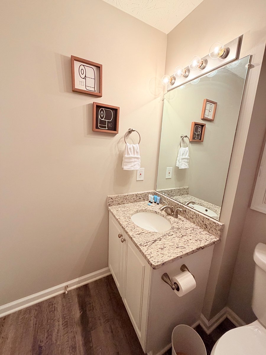 Furnished Finder property 860264_1 photo 20