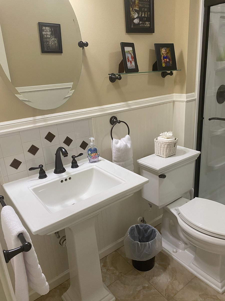 Furnished Finder property 860272_1 photo 22
