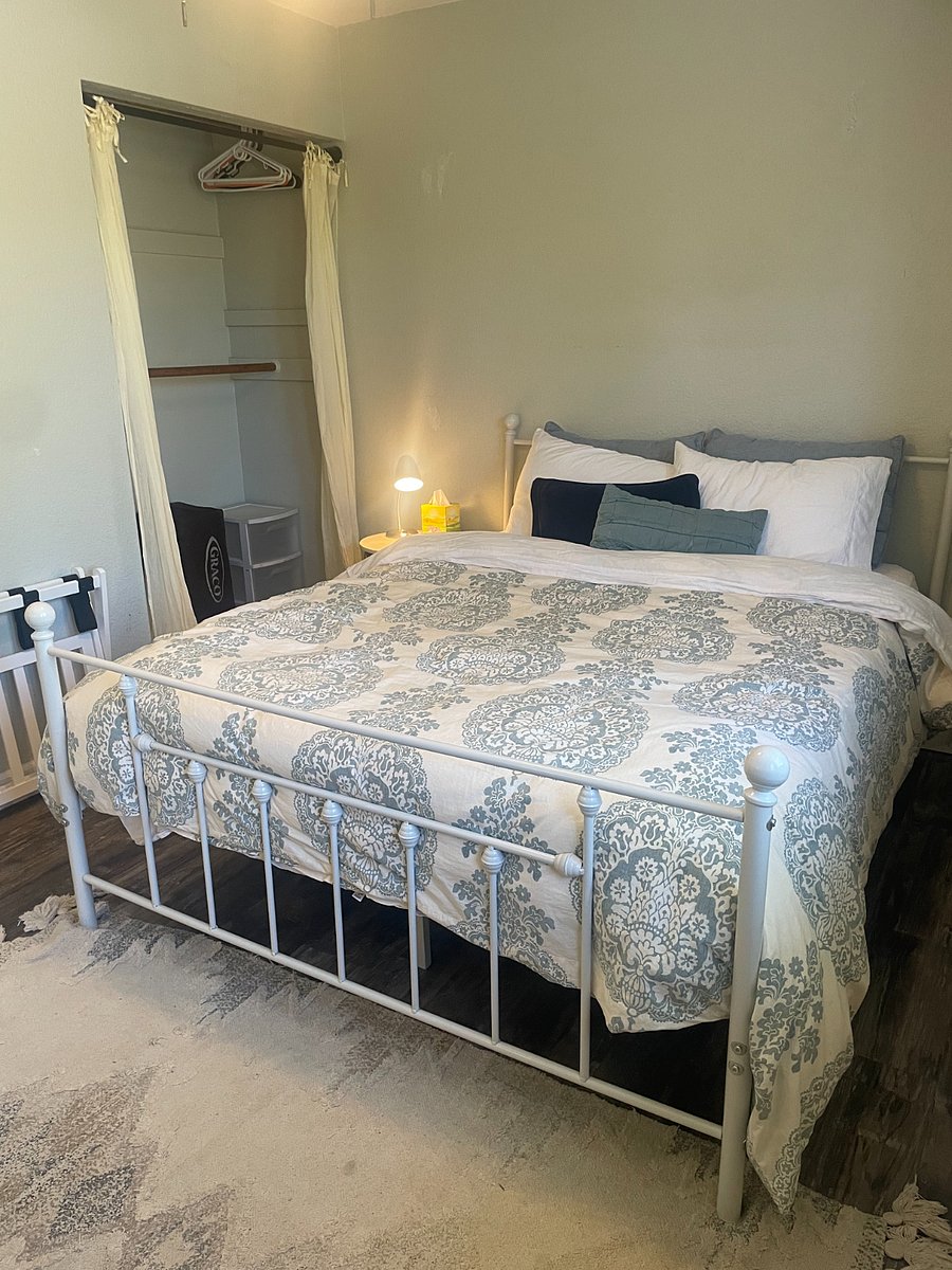 Furnished Finder property 860273_1 photo 13