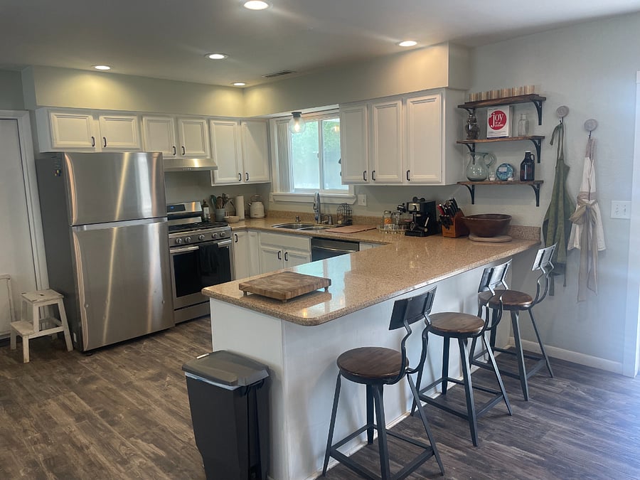 Furnished Finder property 860273_1 photo 5