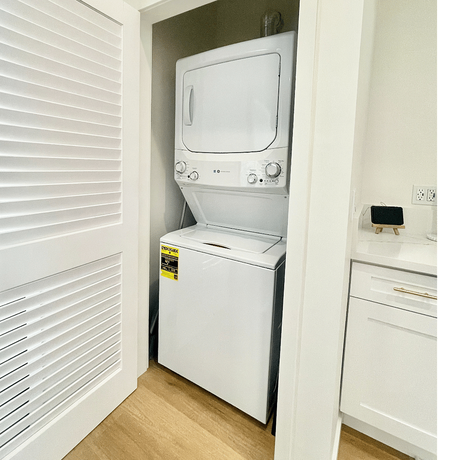Furnished Finder property 860283_1 photo 16