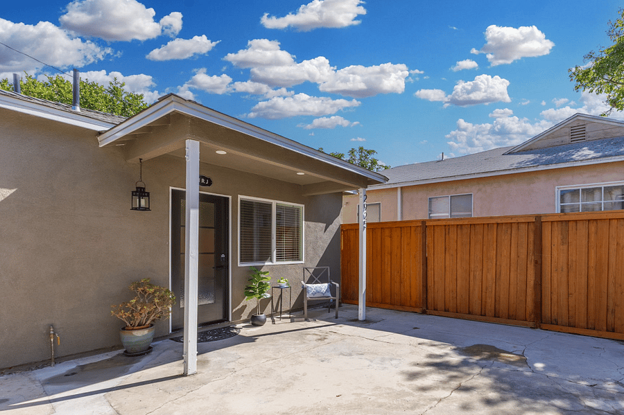 Furnished Finder property 860283_1 photo 21