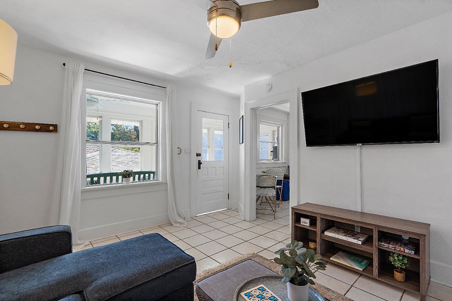 Furnished Finder property 860304_1 photo 8