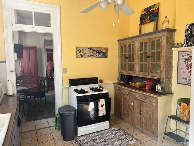 Furnished Finder property 860324_1 photo 12