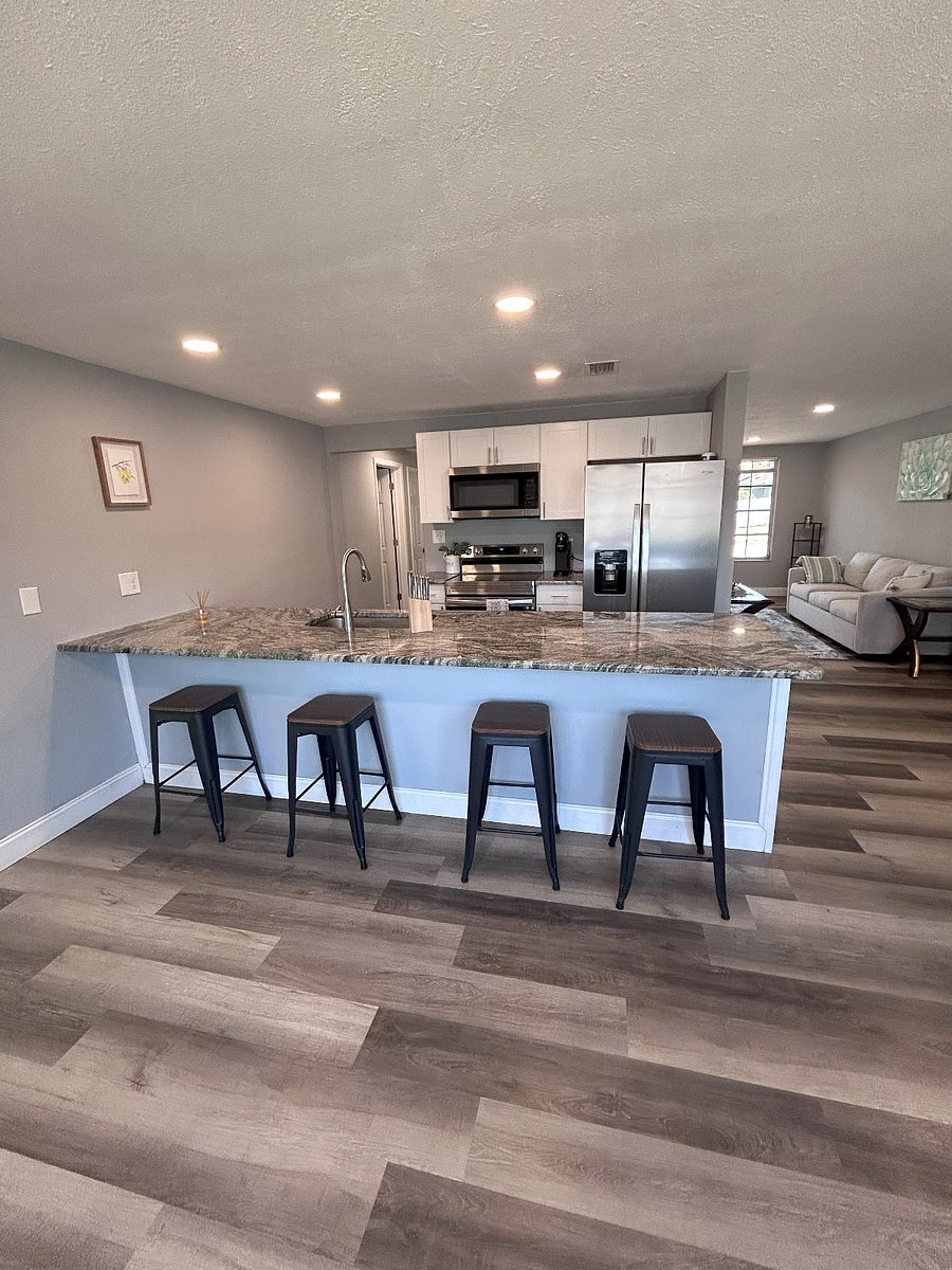 Furnished Finder property 860334_1 photo 3