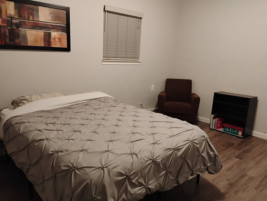 Furnished Finder property 860430_1 photo 10