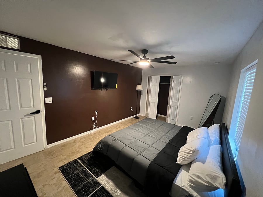 Furnished Finder property 860435_2 photo 4