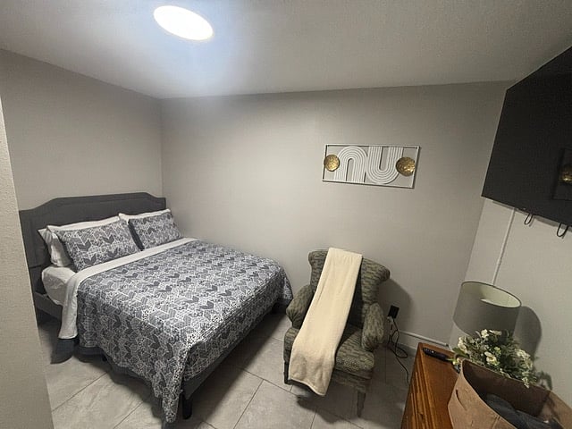 Furnished Finder property 860451_1 photo 125