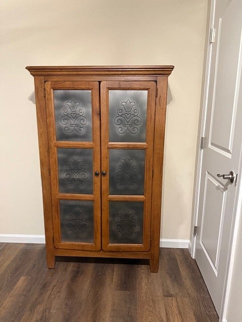 storage hutch in master bedroom