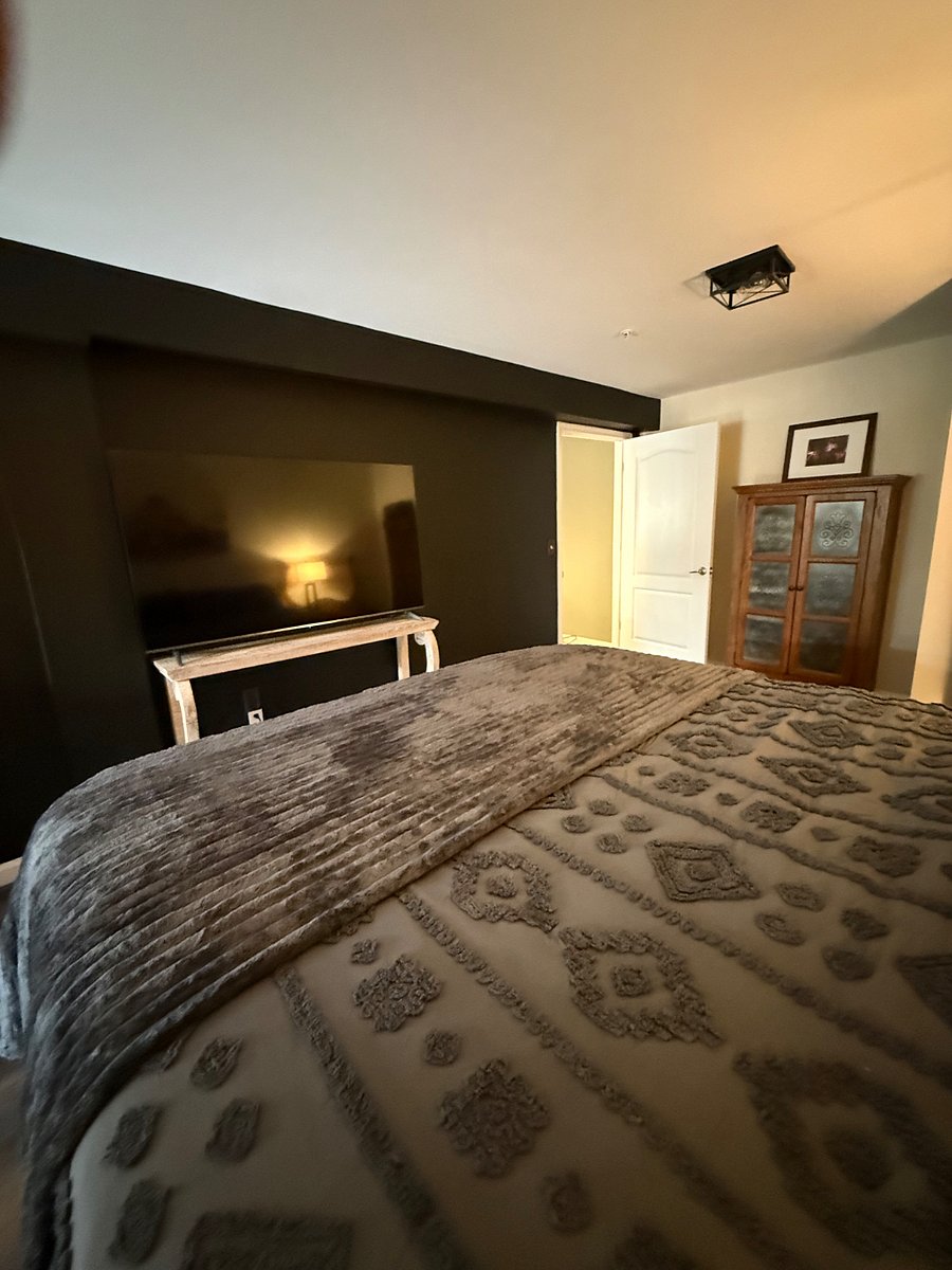 Furnished Finder property 860452_1 photo 33