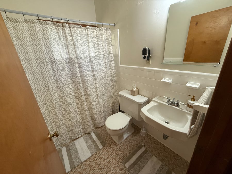 Furnished Finder property 860507_1 photo 18