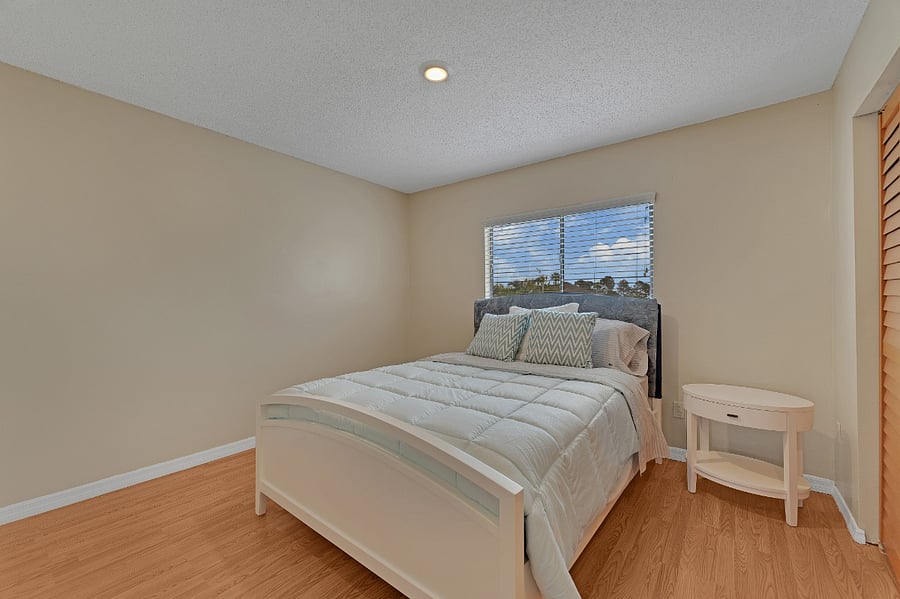 Furnished Finder property 860510_1 photo 16