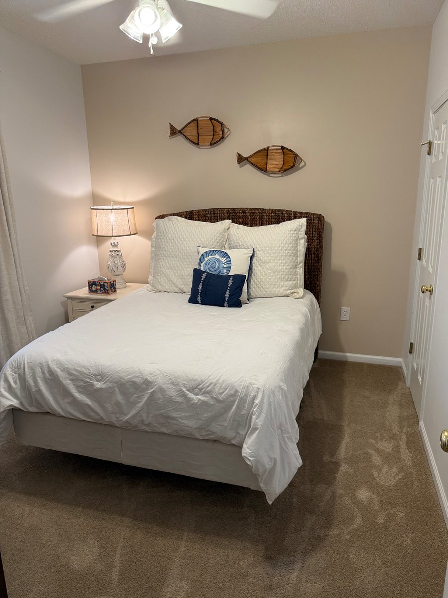 Spare Bedroom Queen