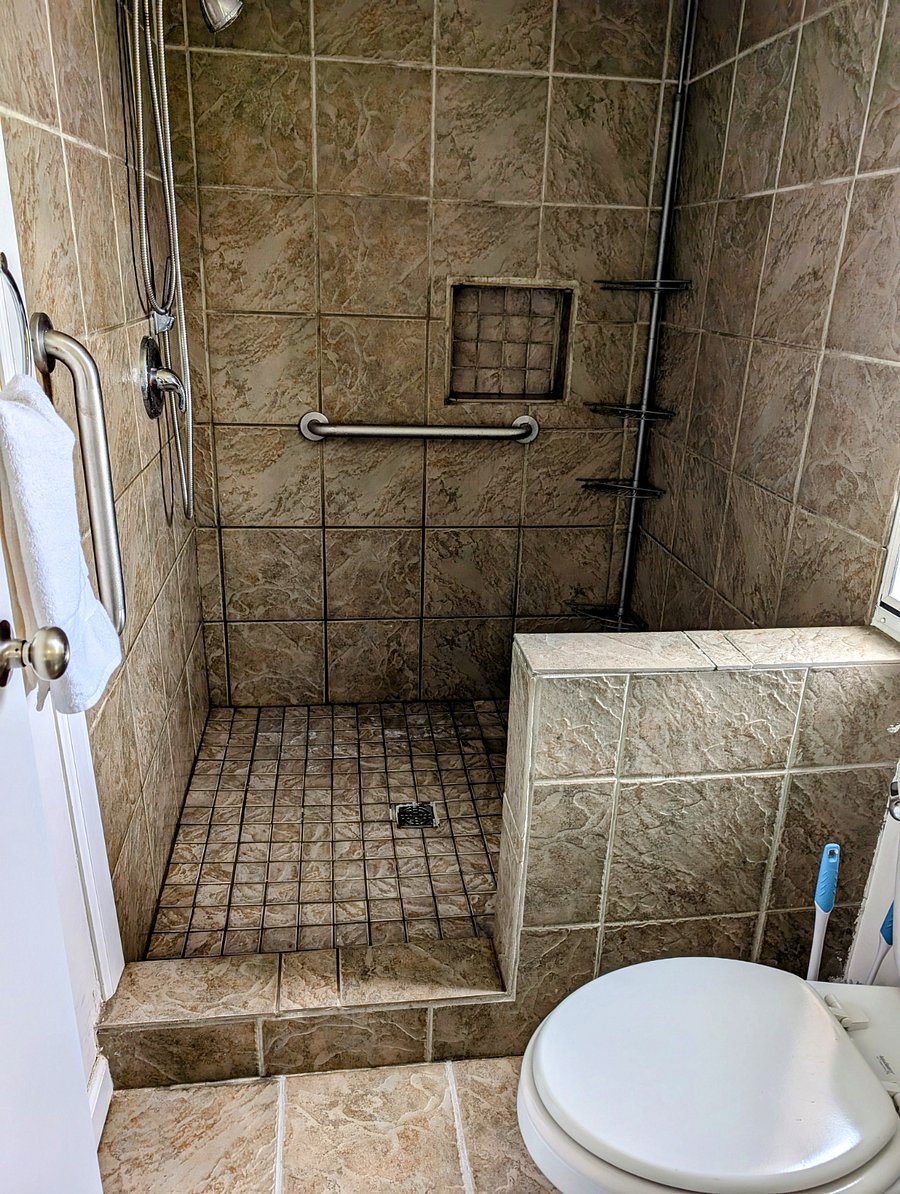 Furnished Finder property 860526_1 photo 21