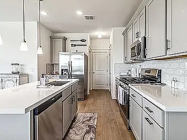 Furnished Finder property 860537_1 photo 9