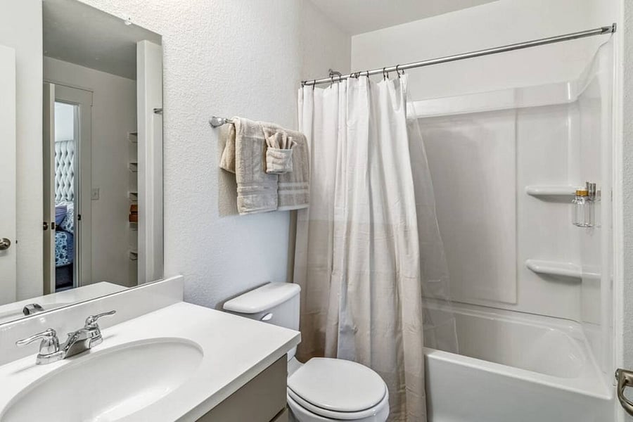 Furnished Finder property 860537_1 photo 17