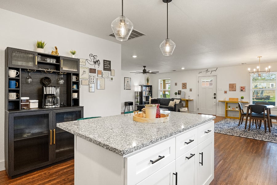 Furnished Finder property 860550_1 photo 10