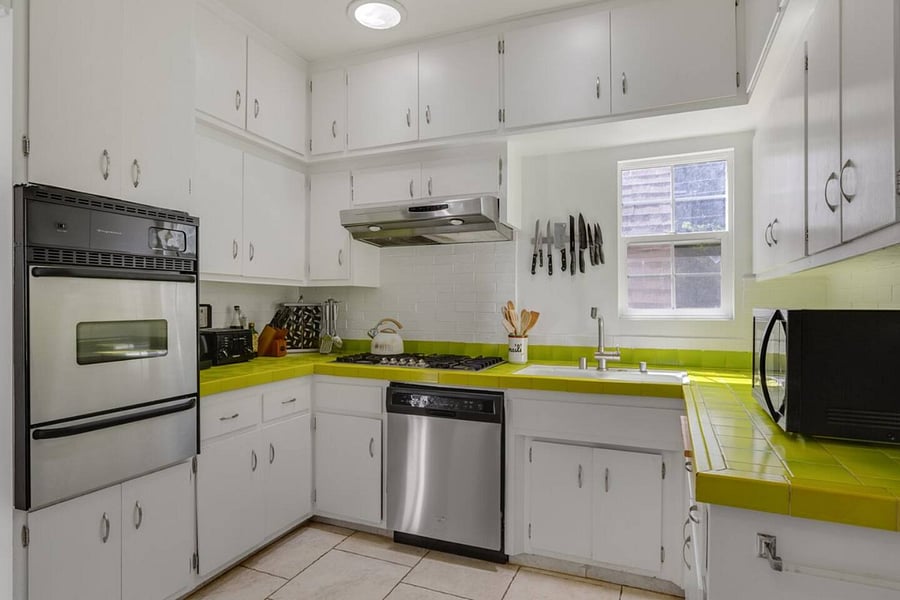 Furnished Finder property 860551_1 photo 4