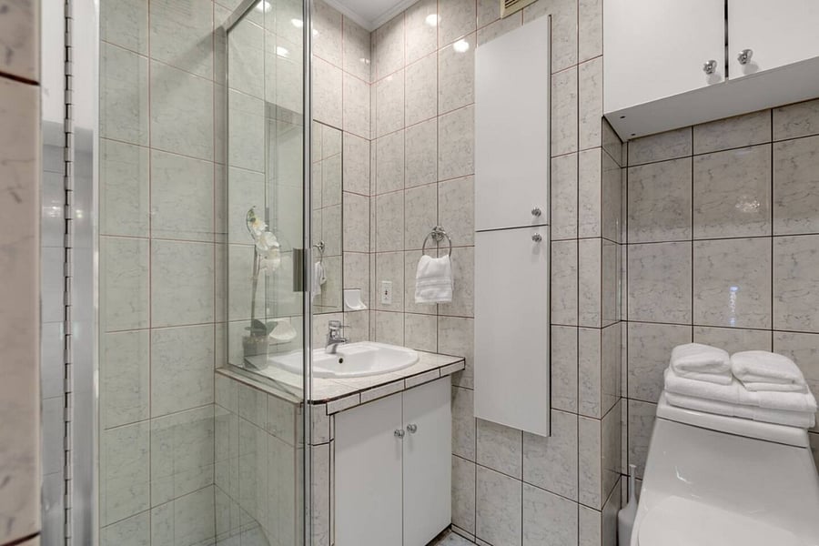 Furnished Finder property 860551_1 photo 30