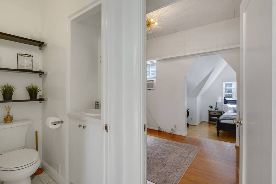 Furnished Finder property 860551_1 photo 33