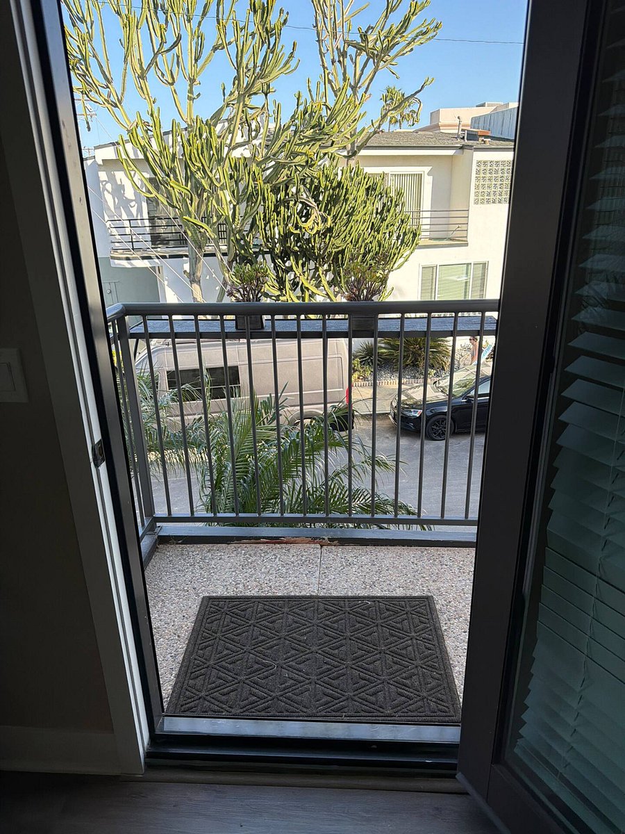 Furnished Finder property 860566_1 photo 11