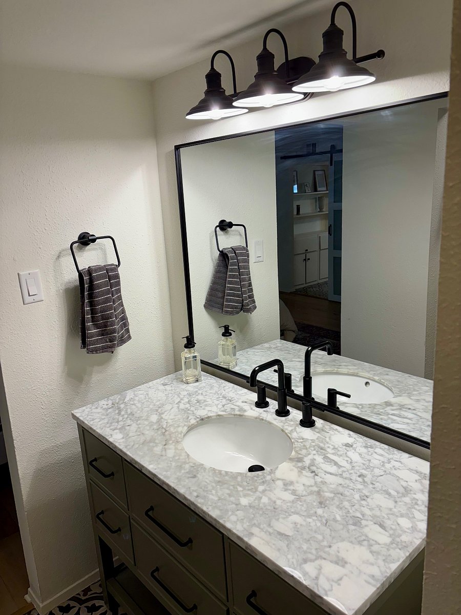 Furnished Finder property 860593_1 photo 13