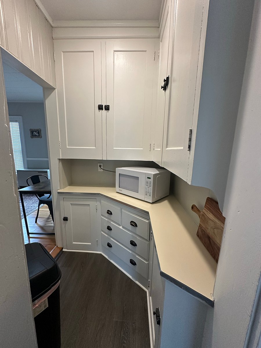Furnished Finder property 860600_1 photo 12