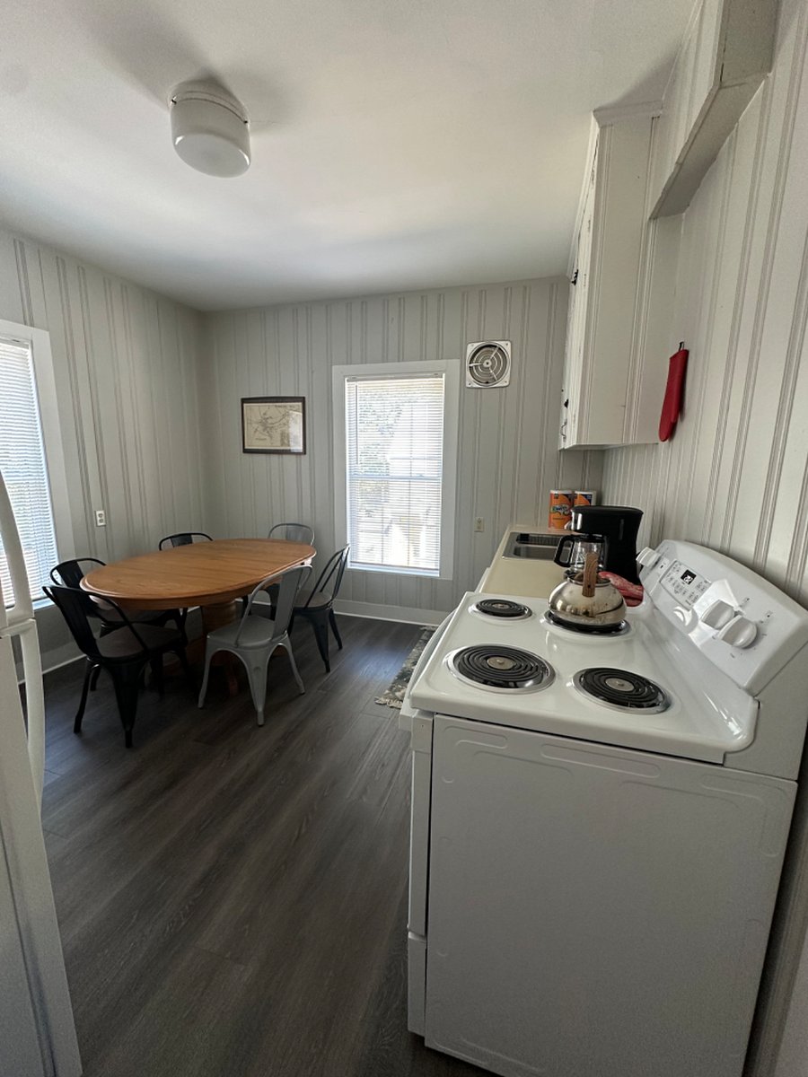 Furnished Finder property 860600_1 photo 12