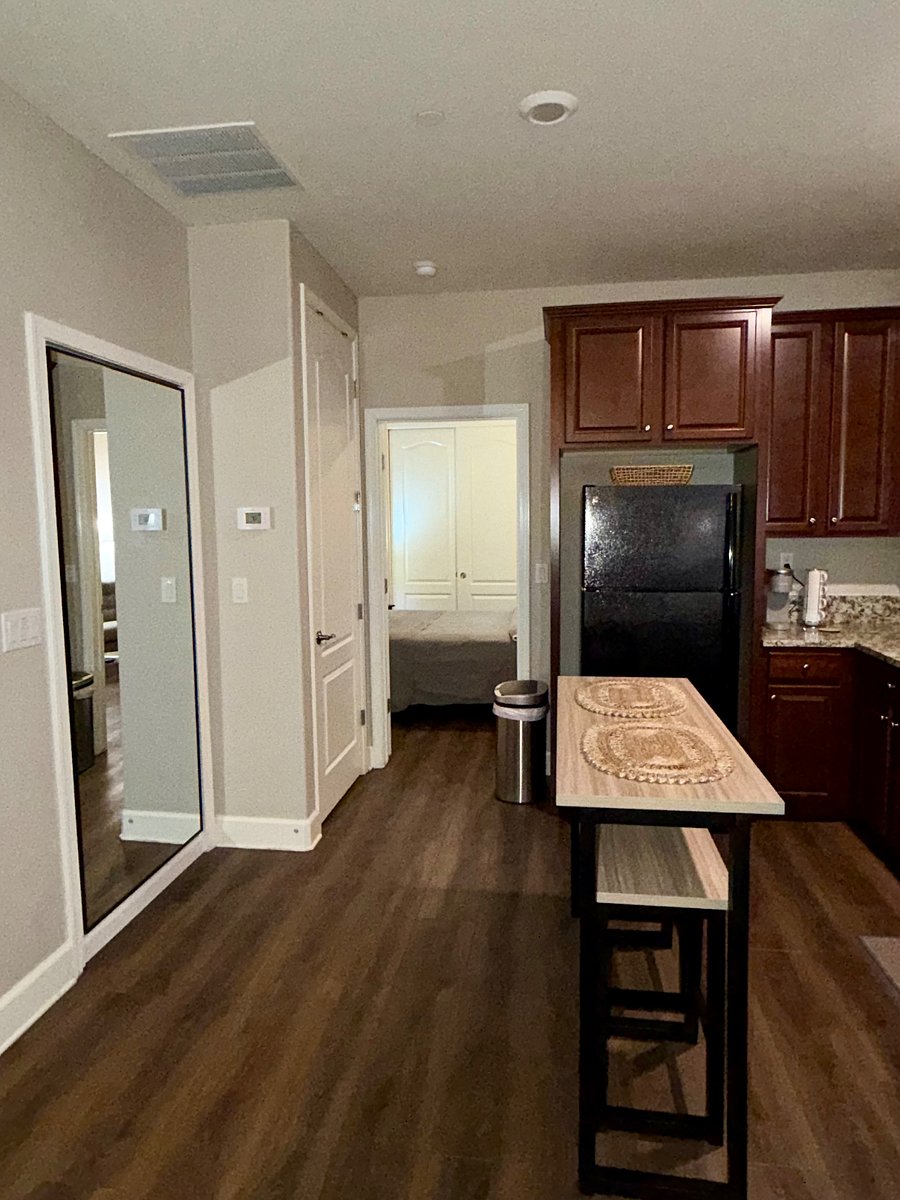Furnished Finder property 860618_1 photo 4