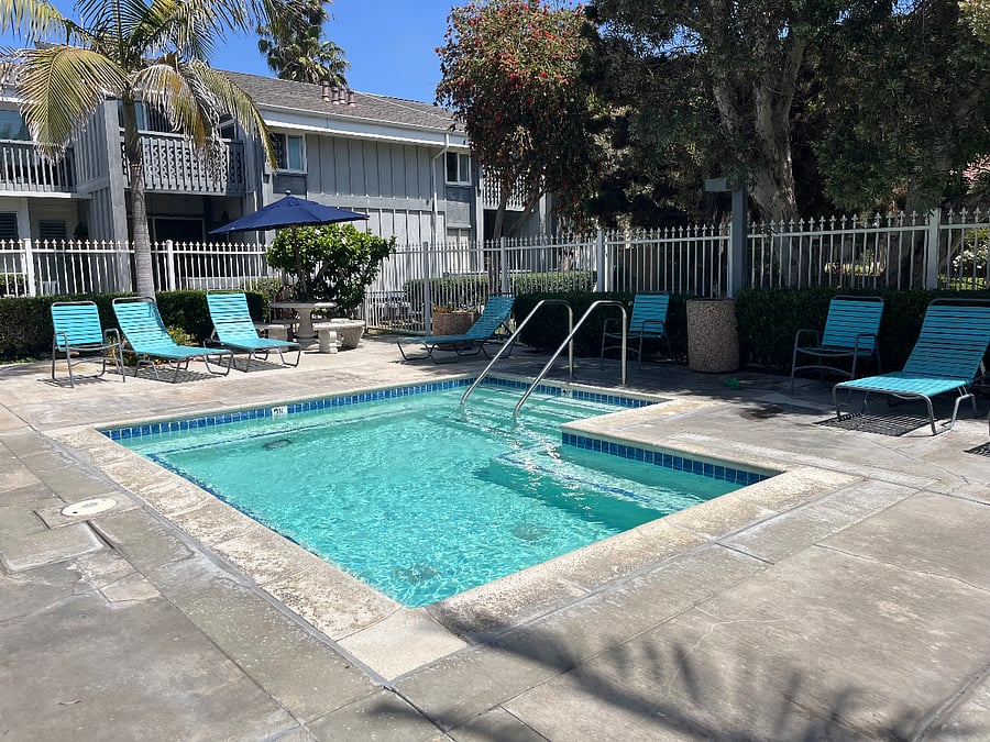 Furnished Finder property 860619_1 photo 7