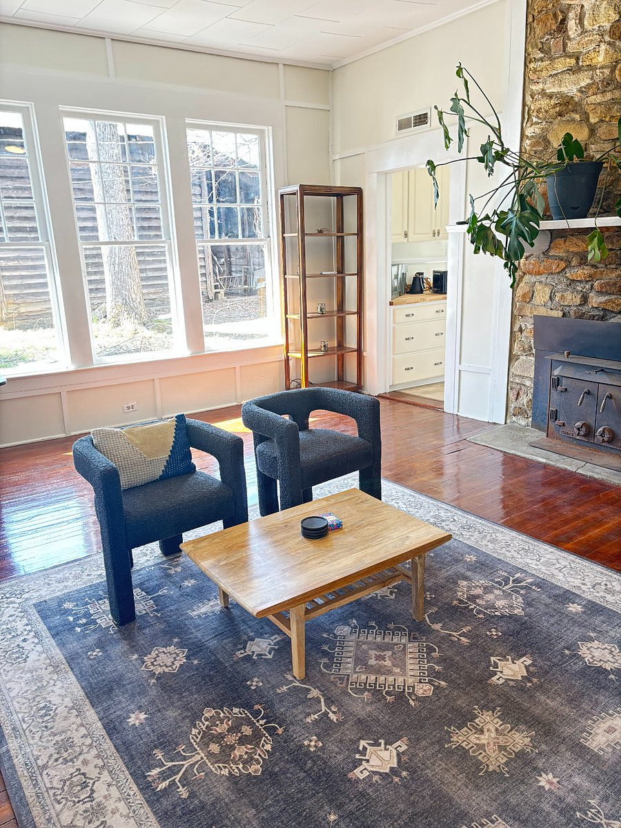 Furnished Finder property 860631_1 photo 3