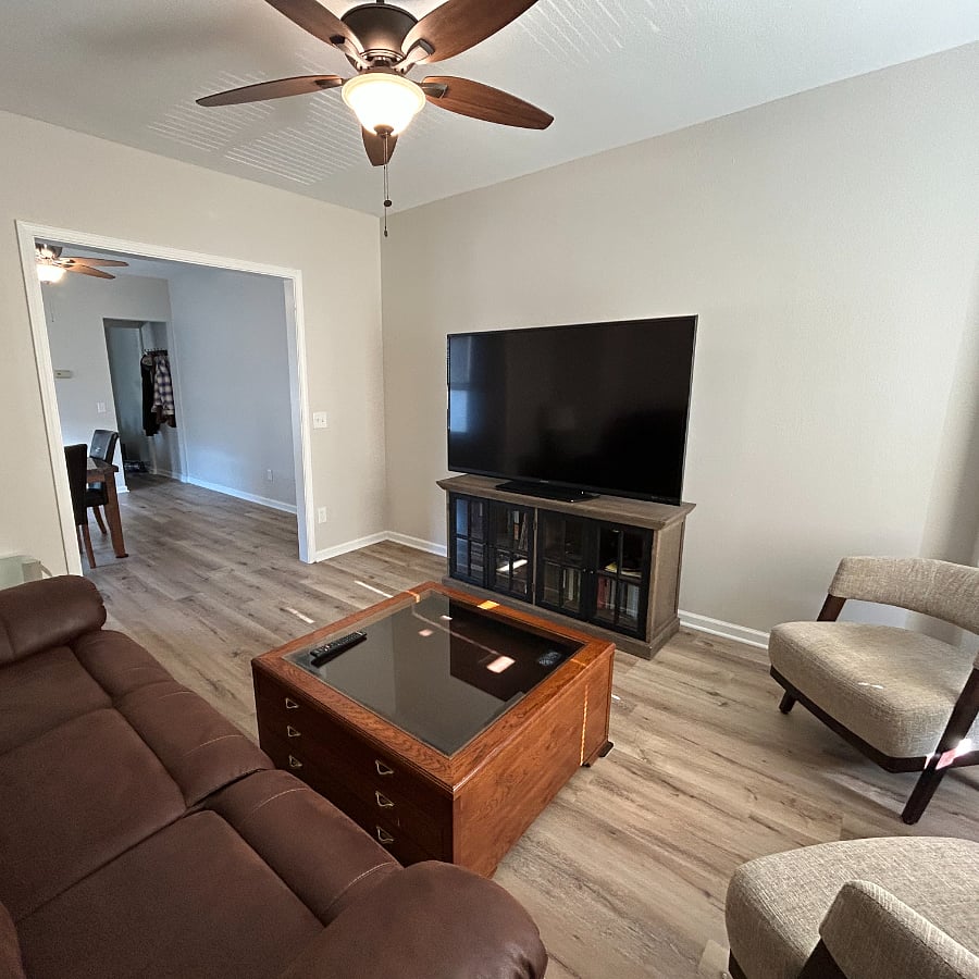 Living Room
- Tv, Tv Stand, Couch, table included