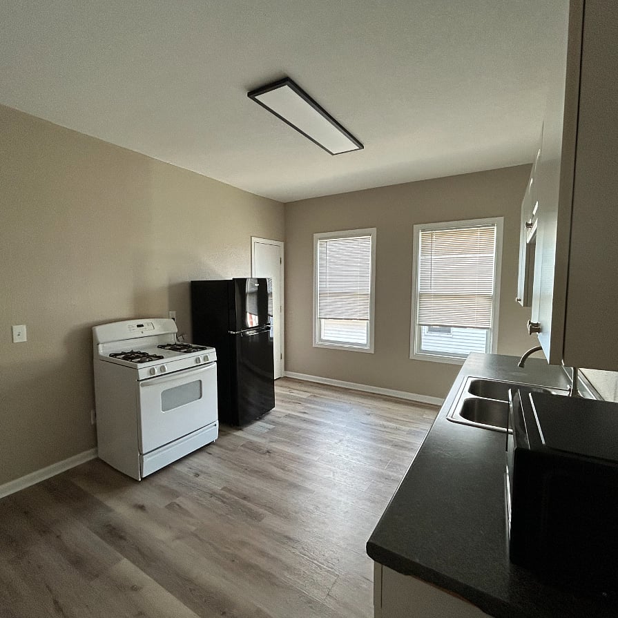 Furnished Finder property 860700_1 photo 6