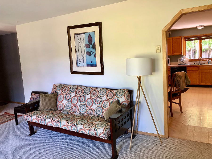 2nd Living room.